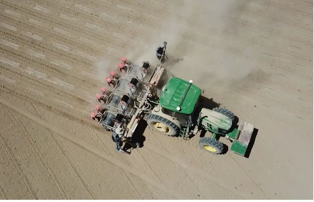 ˾�ϵ����뱱��ͬ�е�ʮ�꣬������ʶ��£�Ӧ��ˮ������