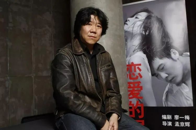 怼章子怡、吻张一山，17岁上春晚35岁离婚，齐溪是怎样一个人？
