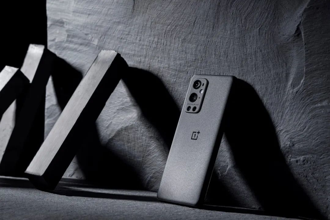 4月手机推荐：中端机性价比突出，现在买还是等618？