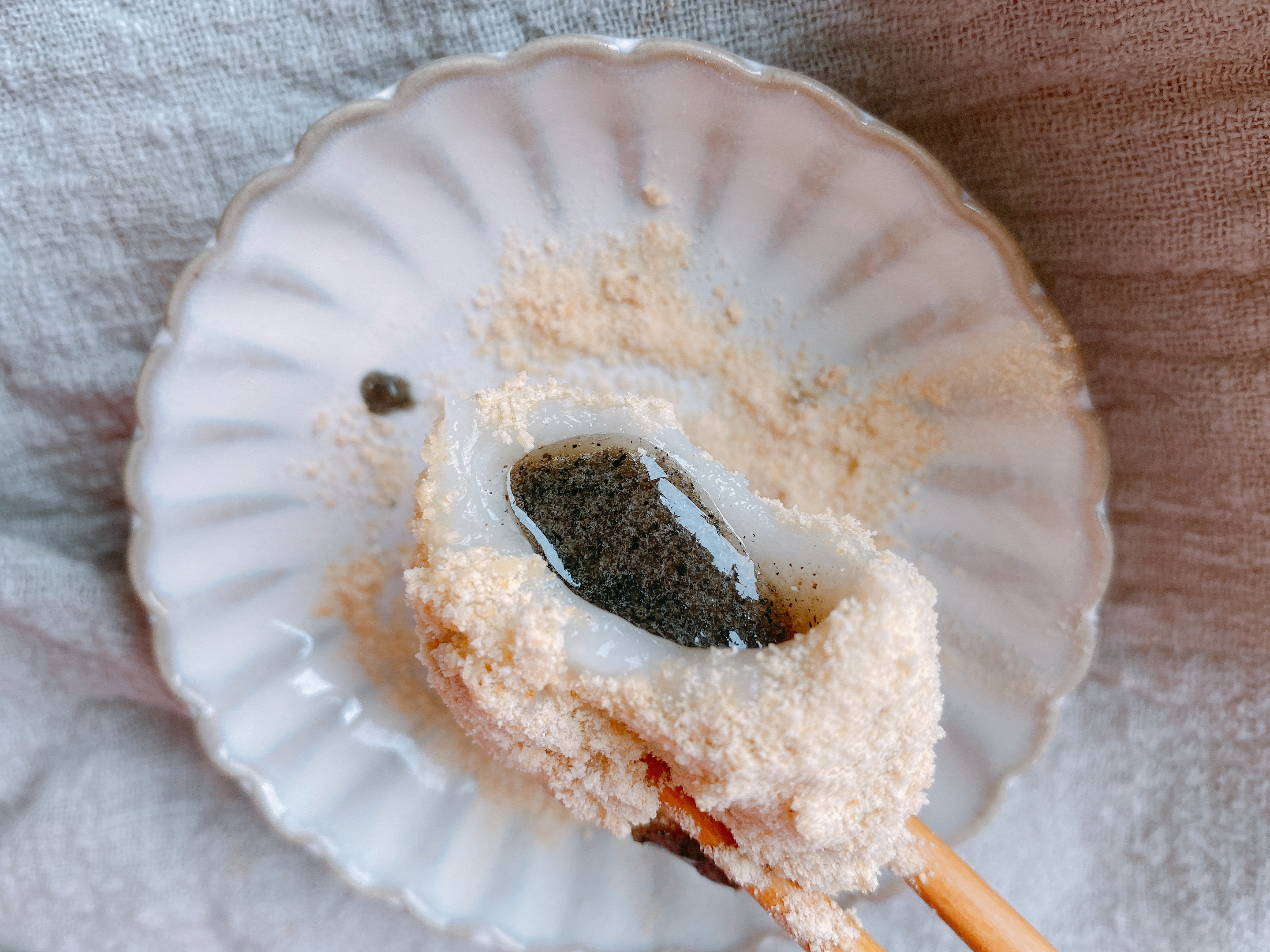 汤圆最好吃的做法，比水煮更香，比油炸更健康，不油不腻香甜软糯