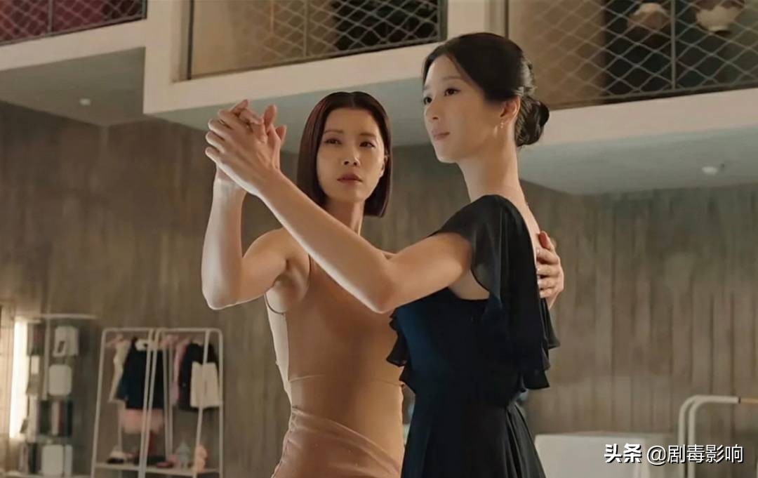 秀智徐睿知对打，洪氏姐妹害郑素敏背锅，热播韩剧是非太多难分说