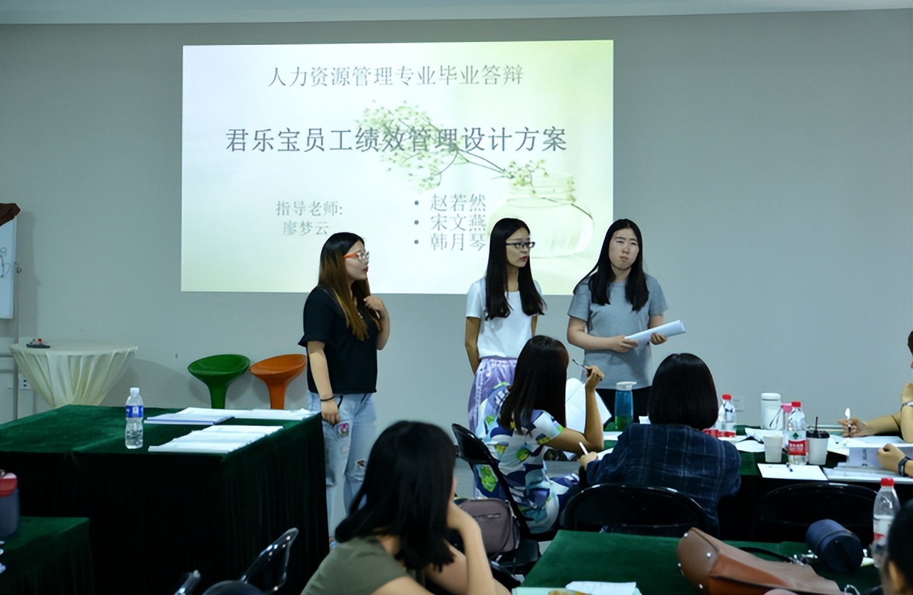 关晓彤也考进编制内，明星们又不“缺钱”，为啥也热衷于考编制？