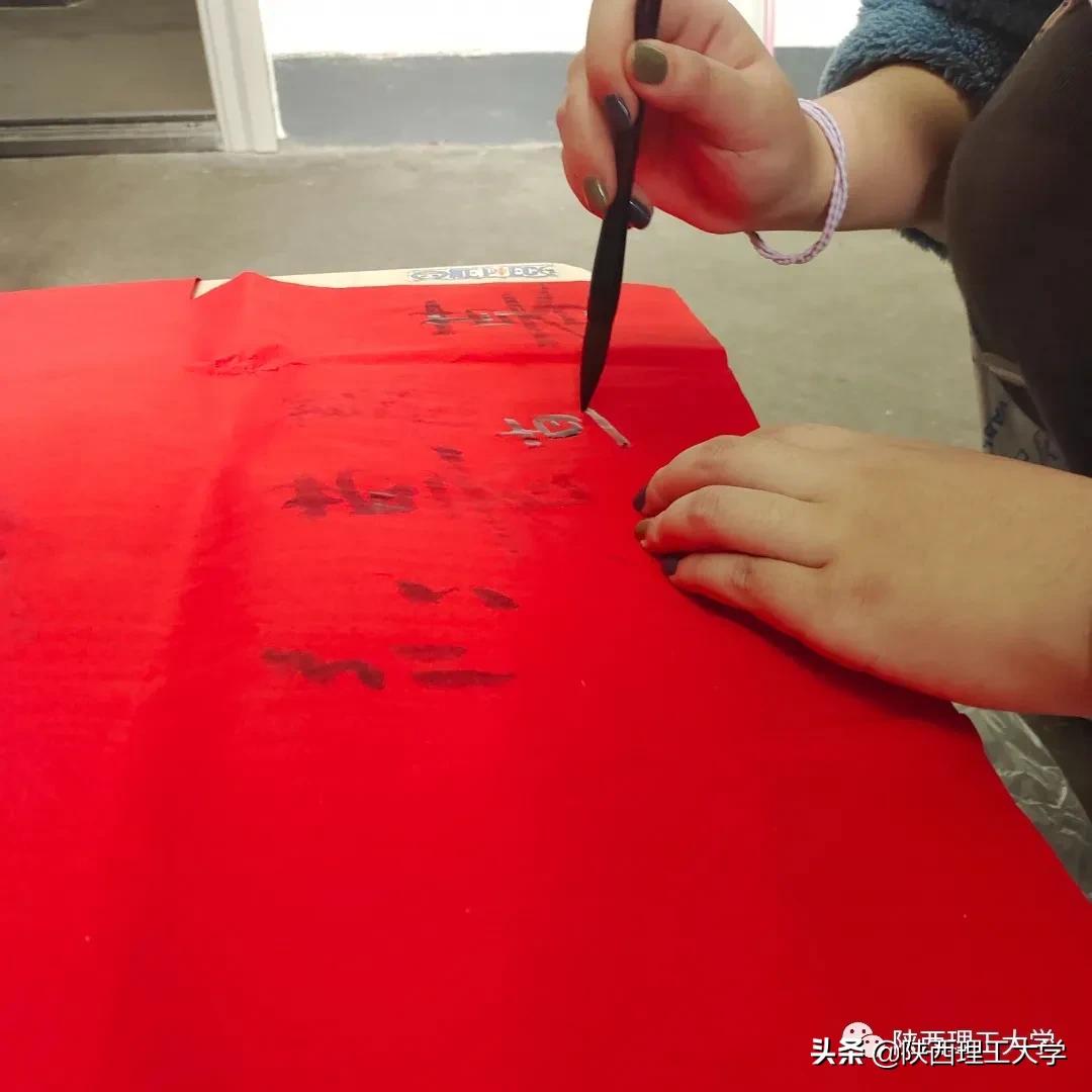 宅宿抗疫丨看理工学子花式宿舍生活