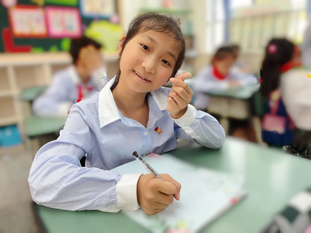 锦江小学开展了第十一届心理健康月的第一个主题队会活动