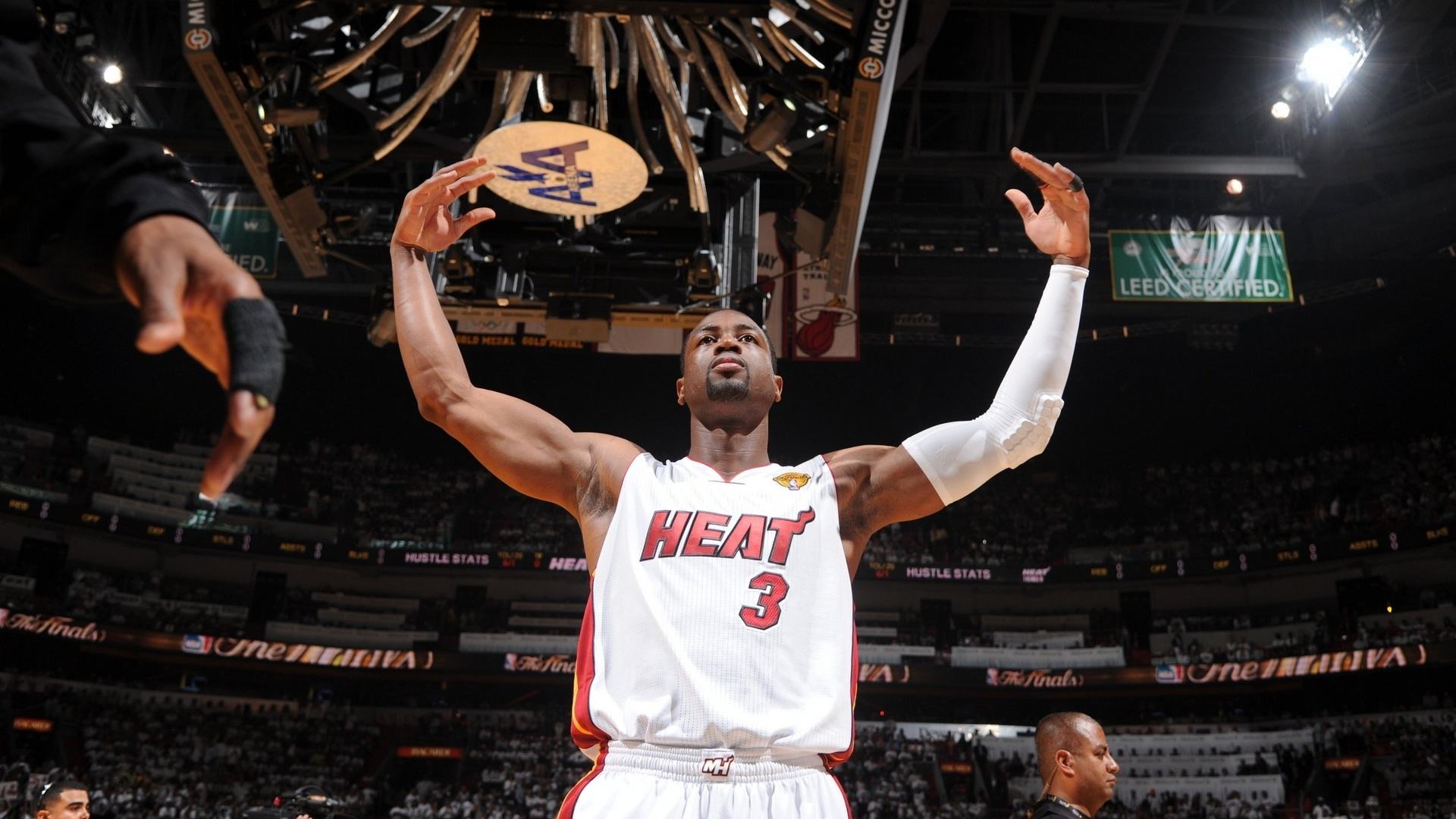 2003届选秀(盘点:美媒重排2003年选秀,神仙打架的一代,7人得到过总