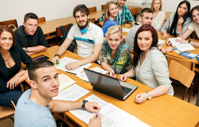 俄罗斯将汉语纳入“高考”，硬核试题引围观，连中国学生都要想想