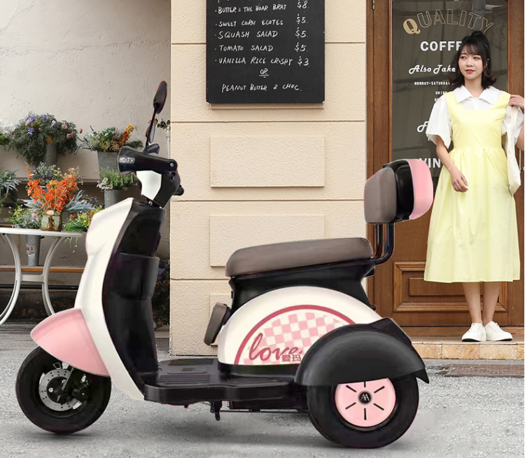 爱玛的市占率是低于雅迪,不过,爱玛是比雅迪更早进入休闲电动三轮车