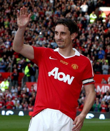 与吉格斯,斯科尔斯同为九二班成员的加里内维尔也是坚定的曼联主义者