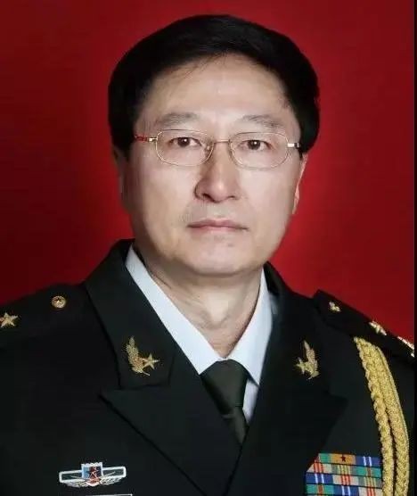 两会召开！这56位人大代表、政协委员进京履职，全部来自重庆同一大学！