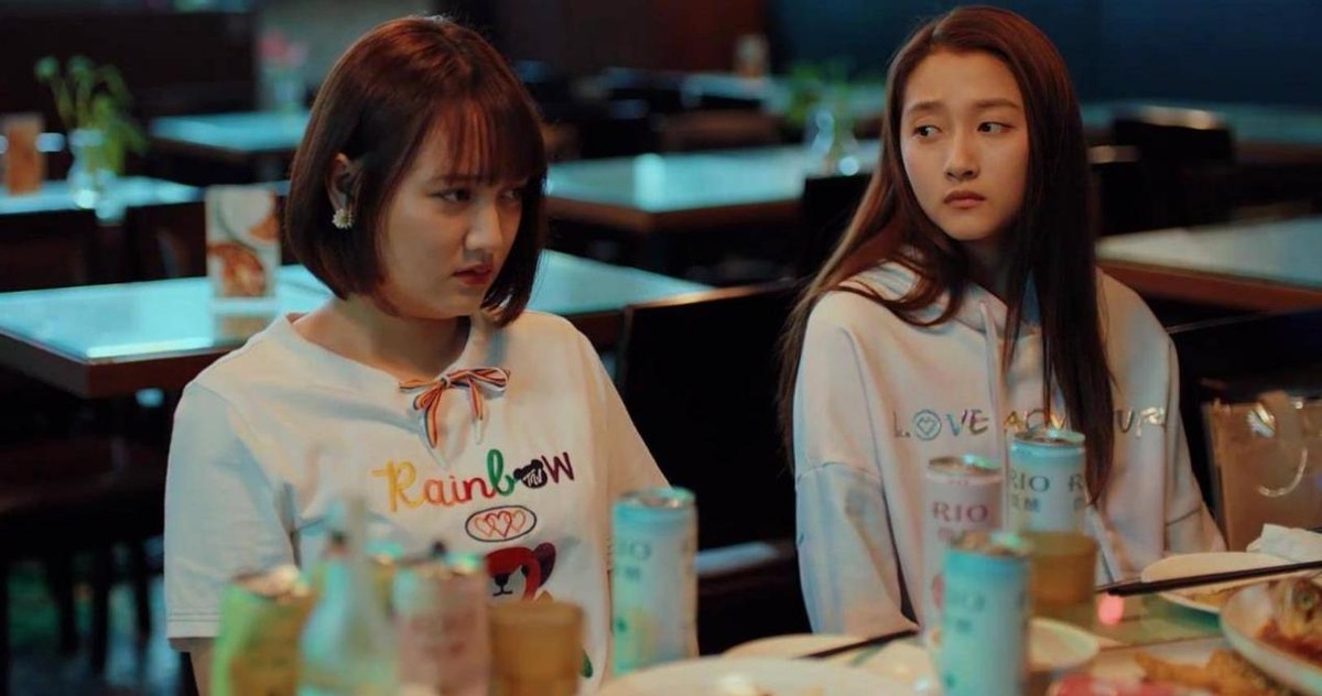 “圈内狂人”董思怡：当郭敬明面怼他发房卡，让毒嘴评委哑口无言