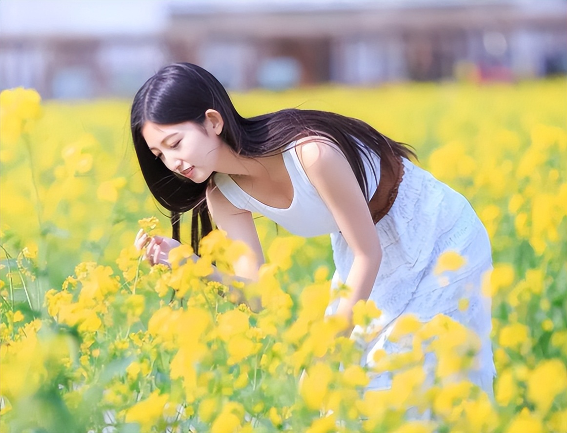 真正高贵的女人,在这几个方面很朴素
