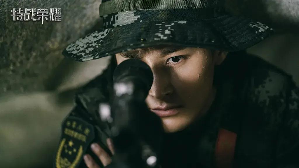 特战荣耀：燕破岳萧云杰有多强 第一天就敢自封连长“调戏”女军官