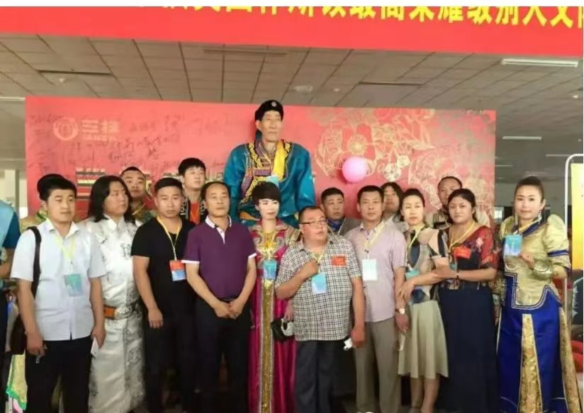 鲍喜顺为什么去nba（中国篮坛的第一巨人，娶小28岁妻子冒险生子，他们的现状如何？）