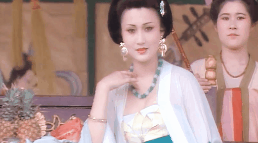 叮！帝王体验卡到账，这9位女星才是货真价实魅惑众生的妖妃