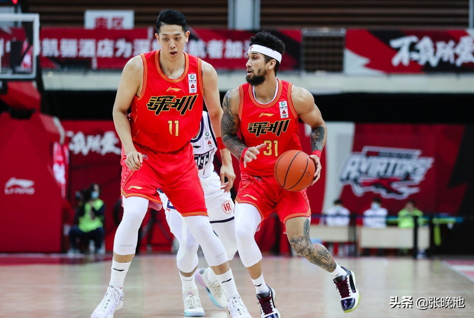 上海男篮纪录片赛季|CCTV5直播世界足球+足球之夜中超纪录片