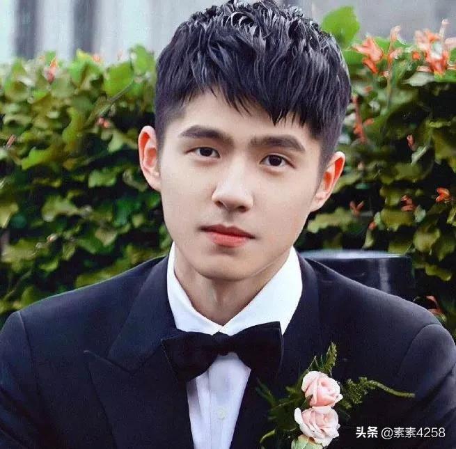 中国内地演员刘昊然