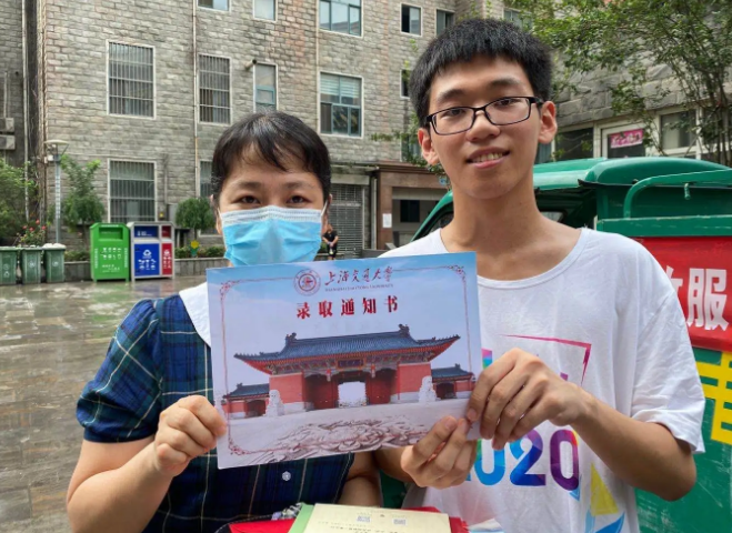 录取通知书上的编号不简单，过来人说出玄机，远比你想的要重要