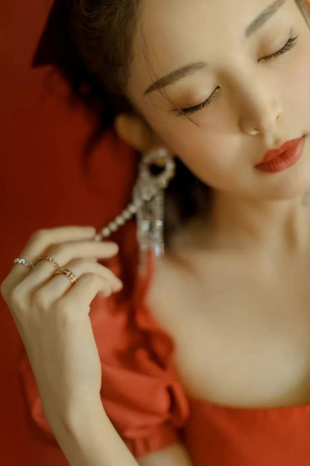 明星系列：看了古力娜扎才明白古代帝王征服西域不只是为了江山啊