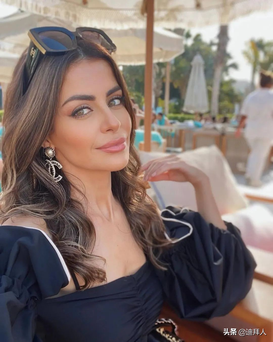 真人秀《迪拜娇妻》开播，贵妇炫富撕逼是亮点，被阿联酋人喷很惨