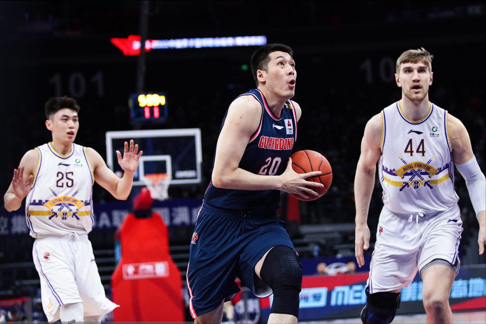 CBA最新排名！4队争第1，广东难进前4，北控第12，5队无缘季后赛