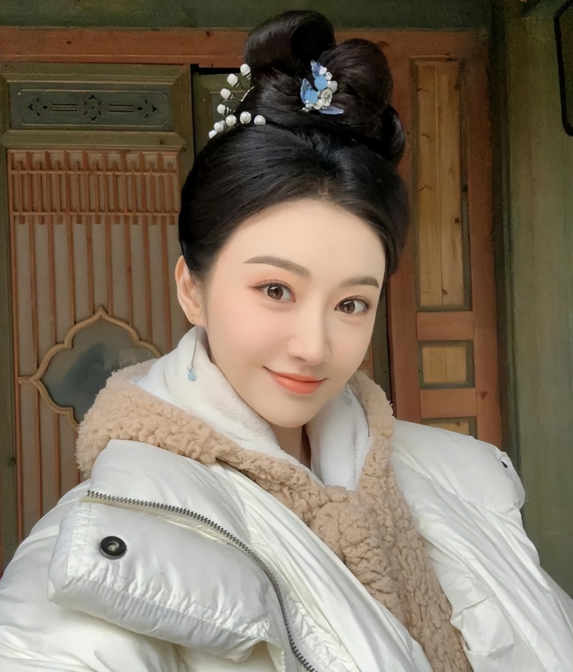 不愧是人间富贵花,景甜新剧再次美翻了