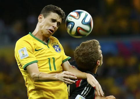 巴西世界杯德国对巴西（世界杯历史上最经典的半决赛之一！德国造世纪惨案！）