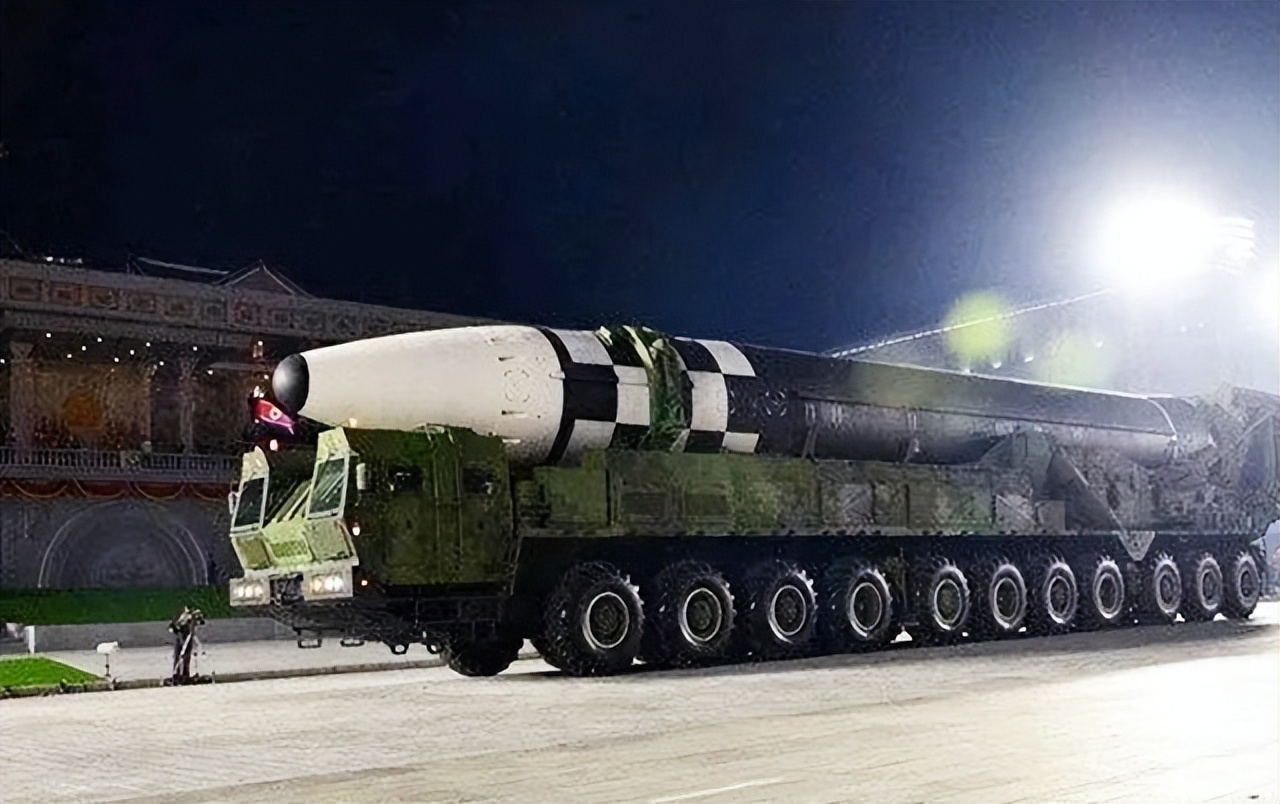 ����������ڿ���������һʯ����ȴ����Ȧ�ף��й������ðݵǵó�