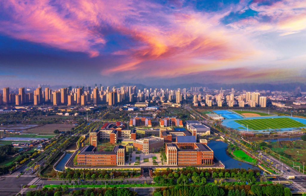 江南大学：位于江苏无锡的“选择性卓越”高校，轻工食品是特色