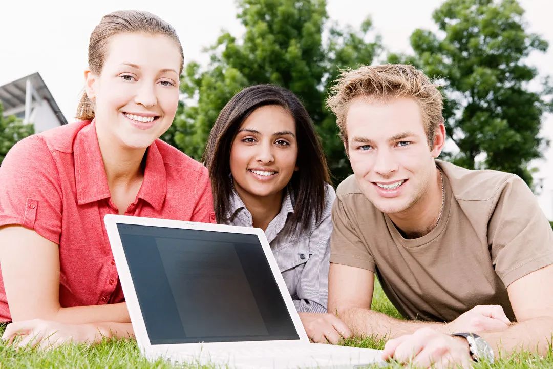 雅思培训的费用价格（在家也可以考雅思了）