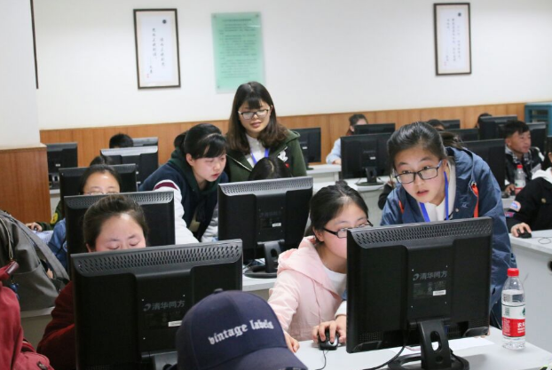 国内收入较高的8大国企，薪资待遇佳还能帮职工落户，赶超公务员