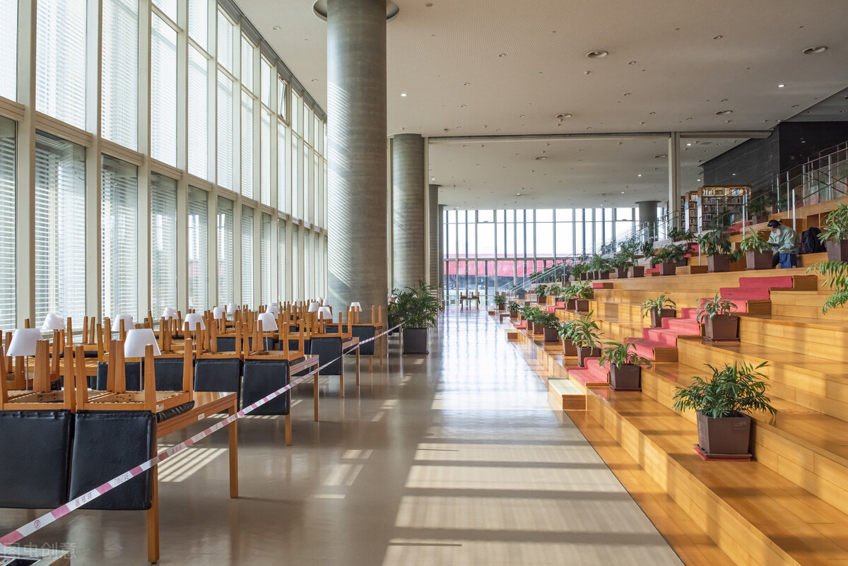 大学考试周将至，大学生怎样复习备考，能在期末考试中拿高绩点？