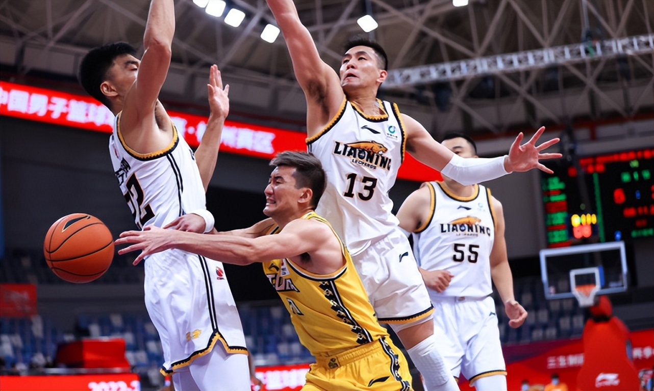 cba空场比赛为什么有观众（观众不能入场还有关系票？辽媒引用郭艾伦名言：CBA真是very good）-华海博客