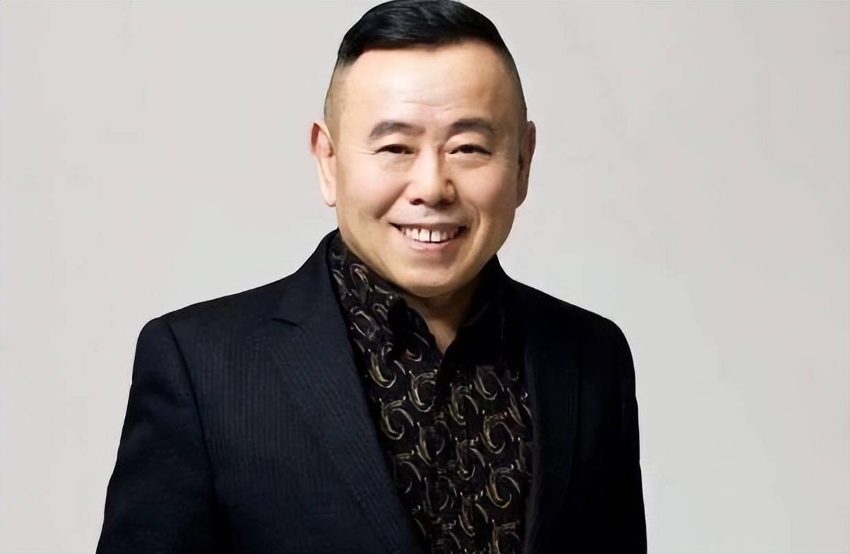 被传全家移民美国?66岁的潘长江回应:我哪都不去