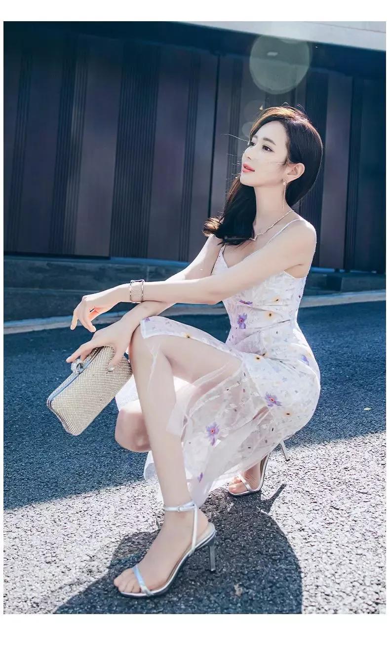 吊带碎花鱼尾裙，清新飘逸，小仙女必备喜欢关注一下谢谢