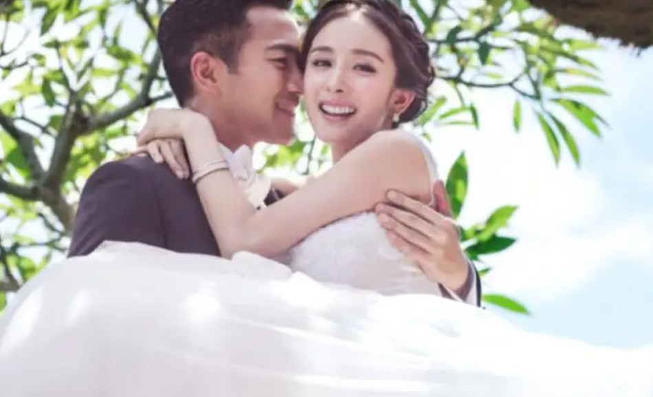 明星“装熟”被打脸有多尬？被保镖“叉出”、台上撕脸，尬到抠地