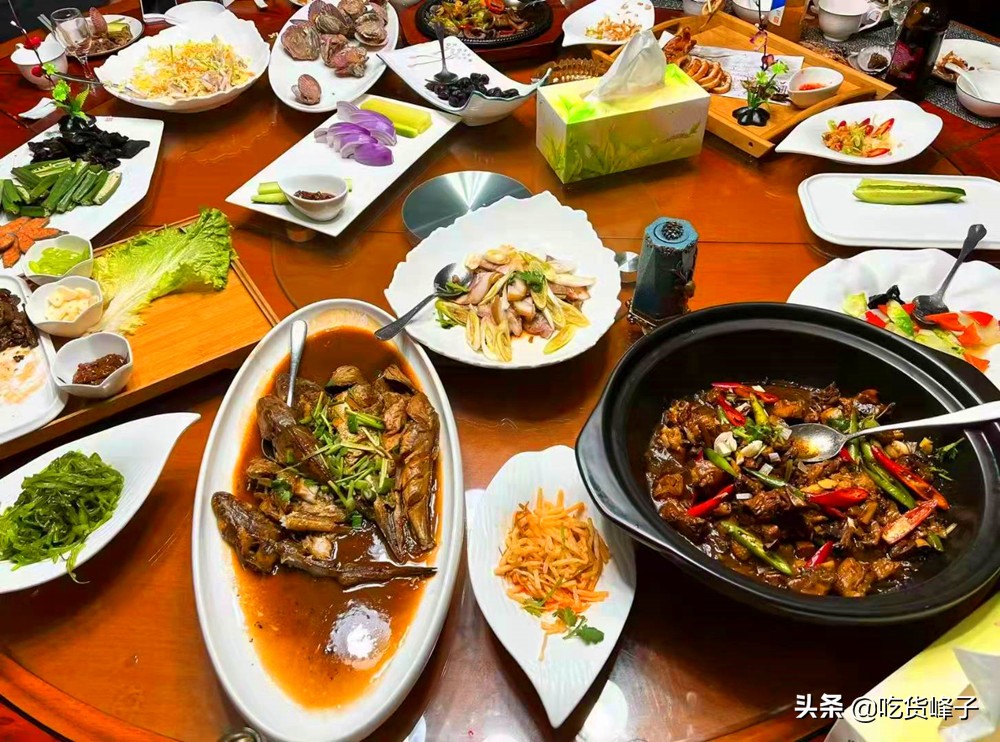 公司聚餐朋友圈怎么发