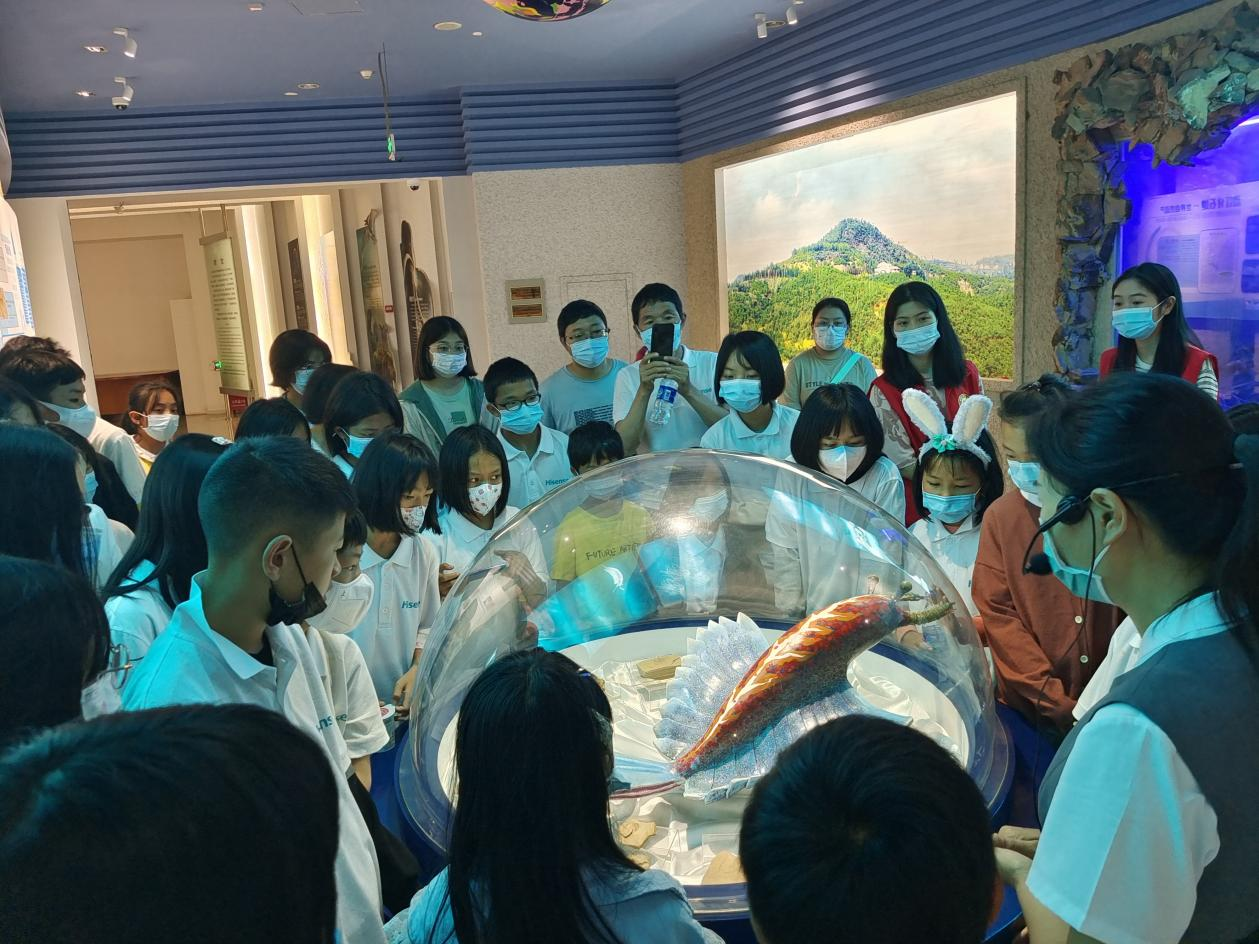 一场别样的科普旅行，2022海信冰箱“读书看海观世界”启动