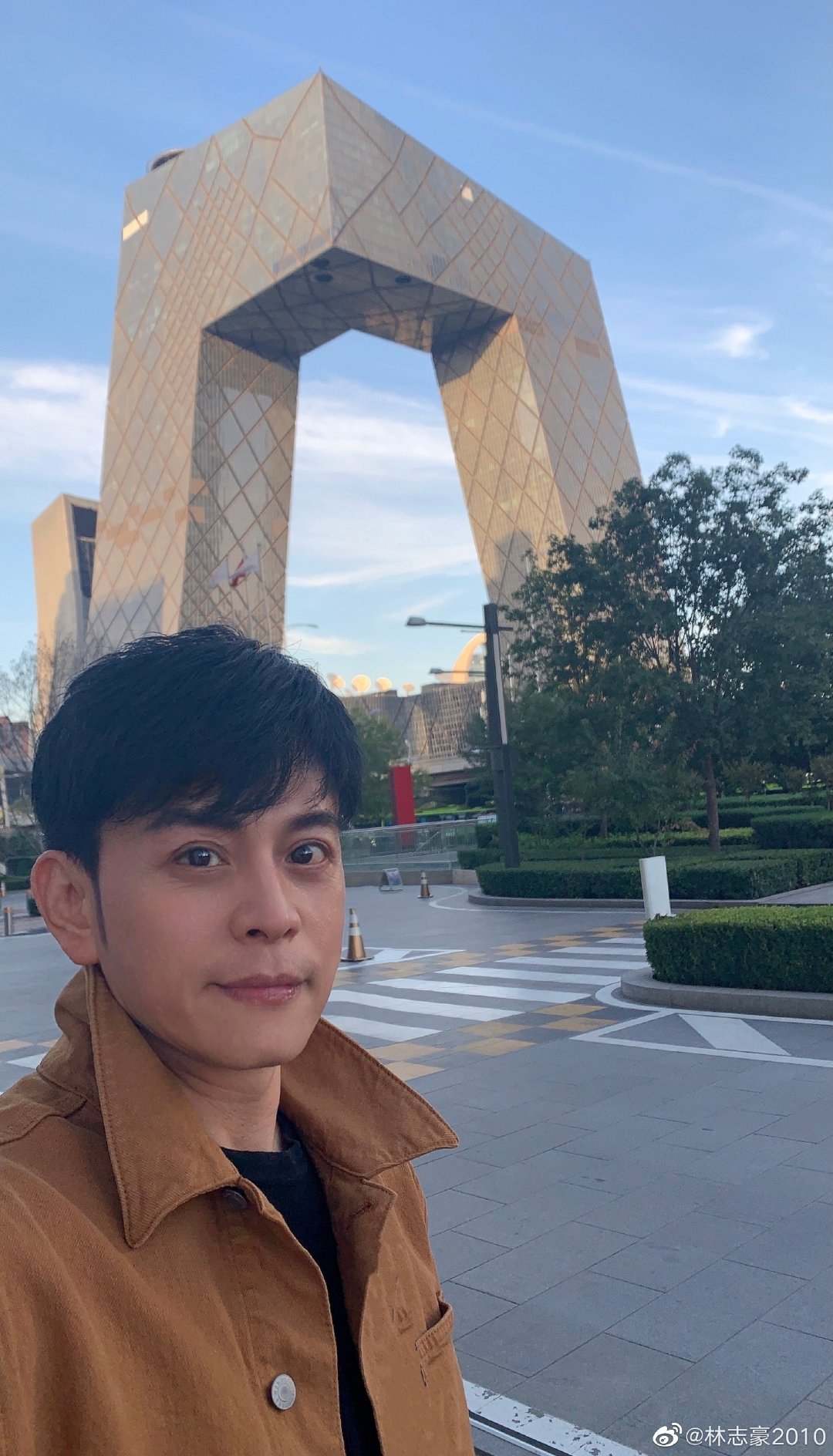 前亚视小生近况曝光！曾做肠穿孔手术休养4年，去年公开讨工作