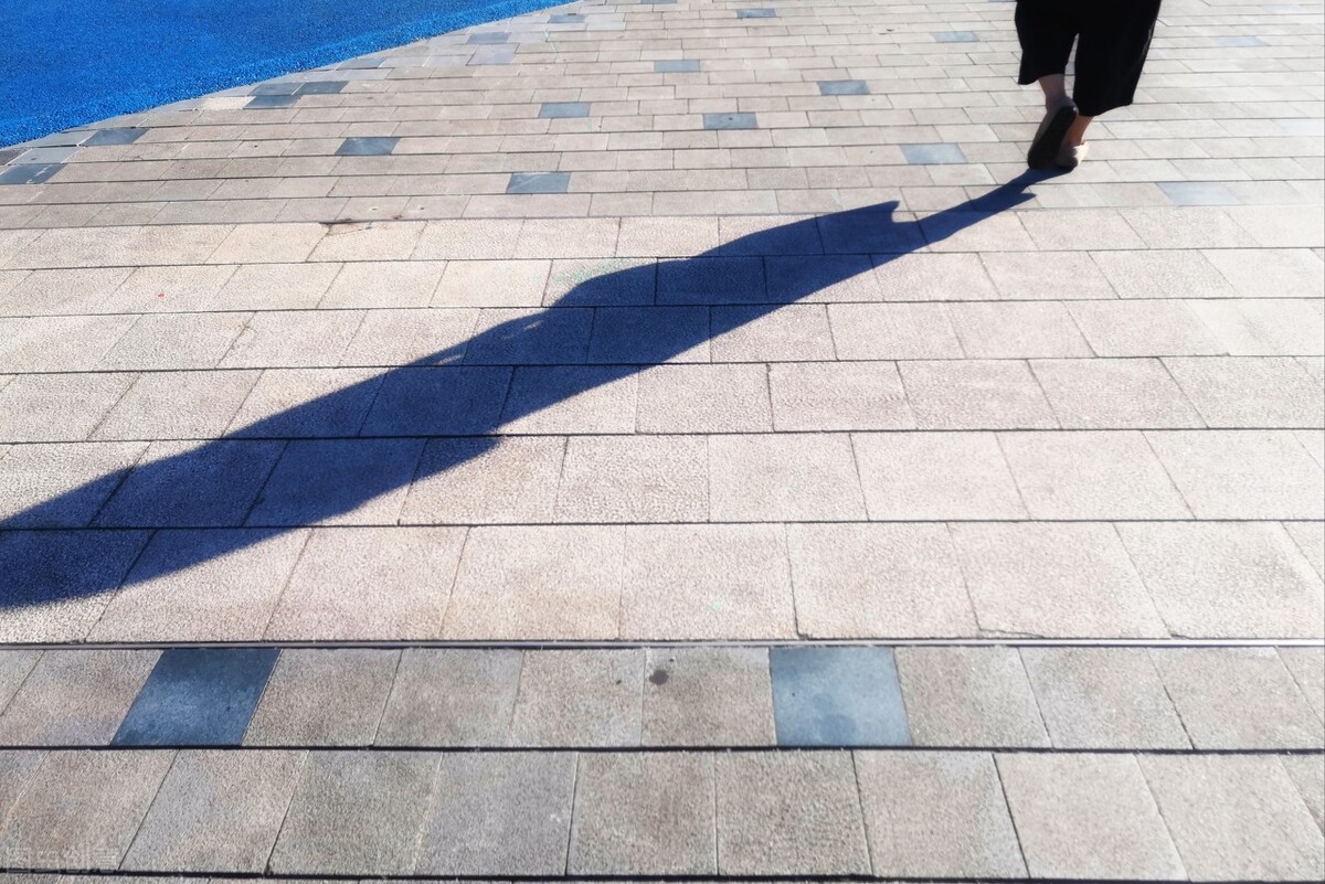 钱一的升迁路（短篇小说）