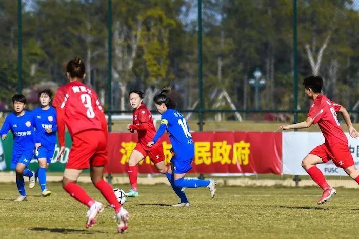 琼中足球世界杯(海南琼中女足神奇逆转背后，是值得中国男足学习的强大精神意志力)