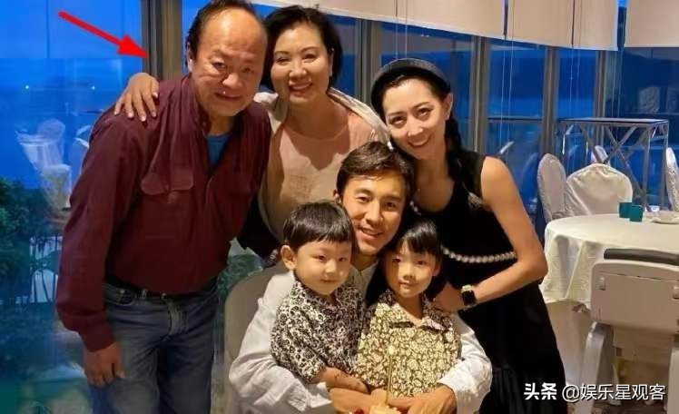 曾经风光无限，如今却尽显苍老的十位巨星，今昔对比差别可真大