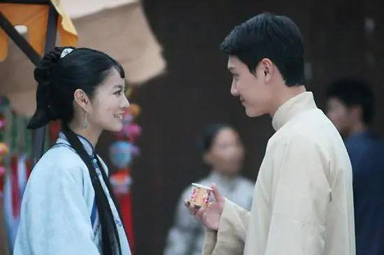 拍一部戏留一段情，“花花公子”冯绍峰的风流情债