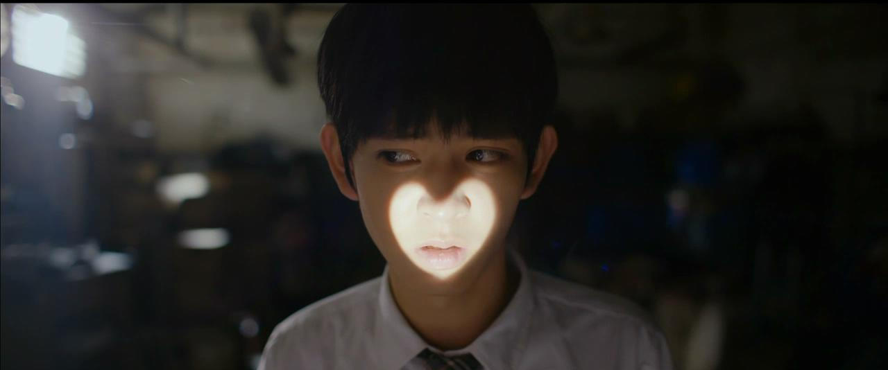 既有恐怖片的惊悚，也有校园欺凌的罪恶，令人惊艳的台湾B级片