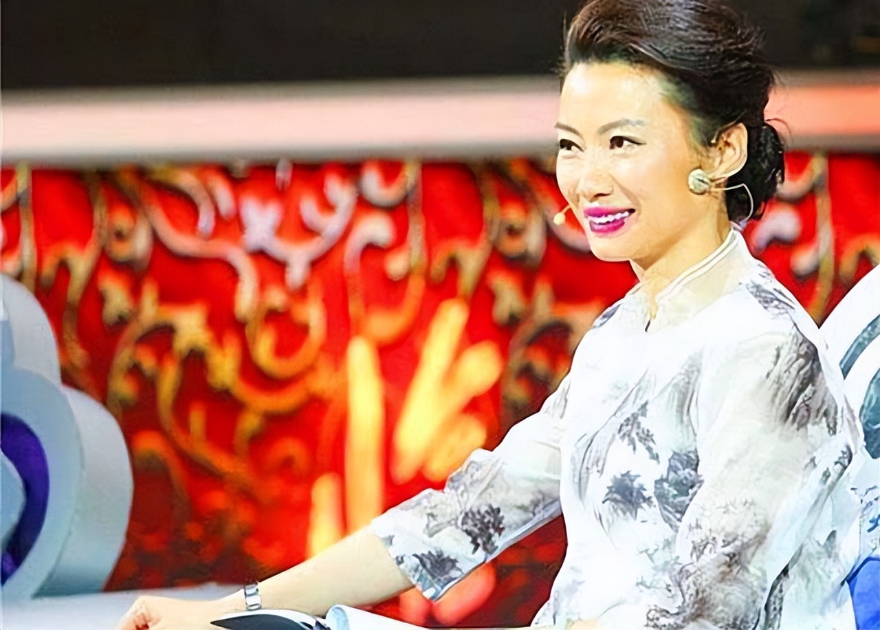 2007年,才女杨雨披露李清照的真面目:愿意追随李清照