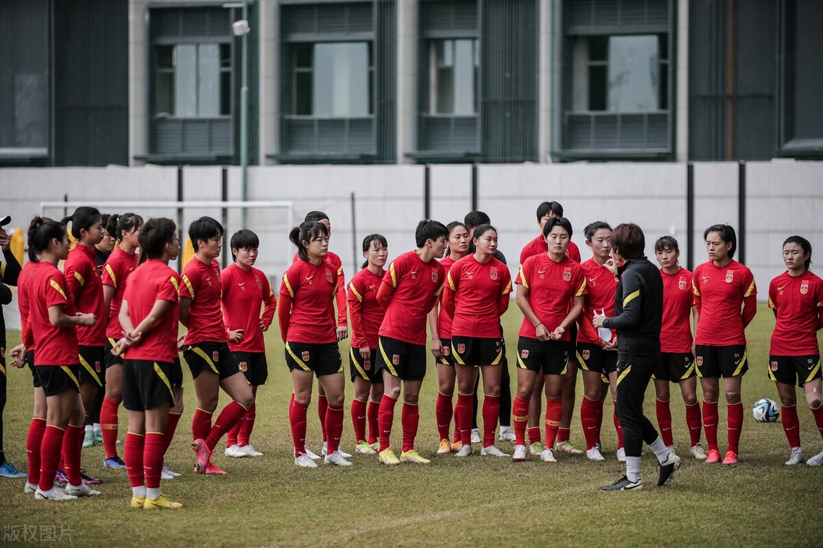 世界杯出线分析！中国女足50%概率进16强，上届冠亚军同进死亡组