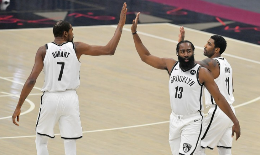 目前NBA最大合同的球员(2.7亿美金！NBA史上最大合同出炉，哈登果断抉择，杜兰特力挺兄弟)