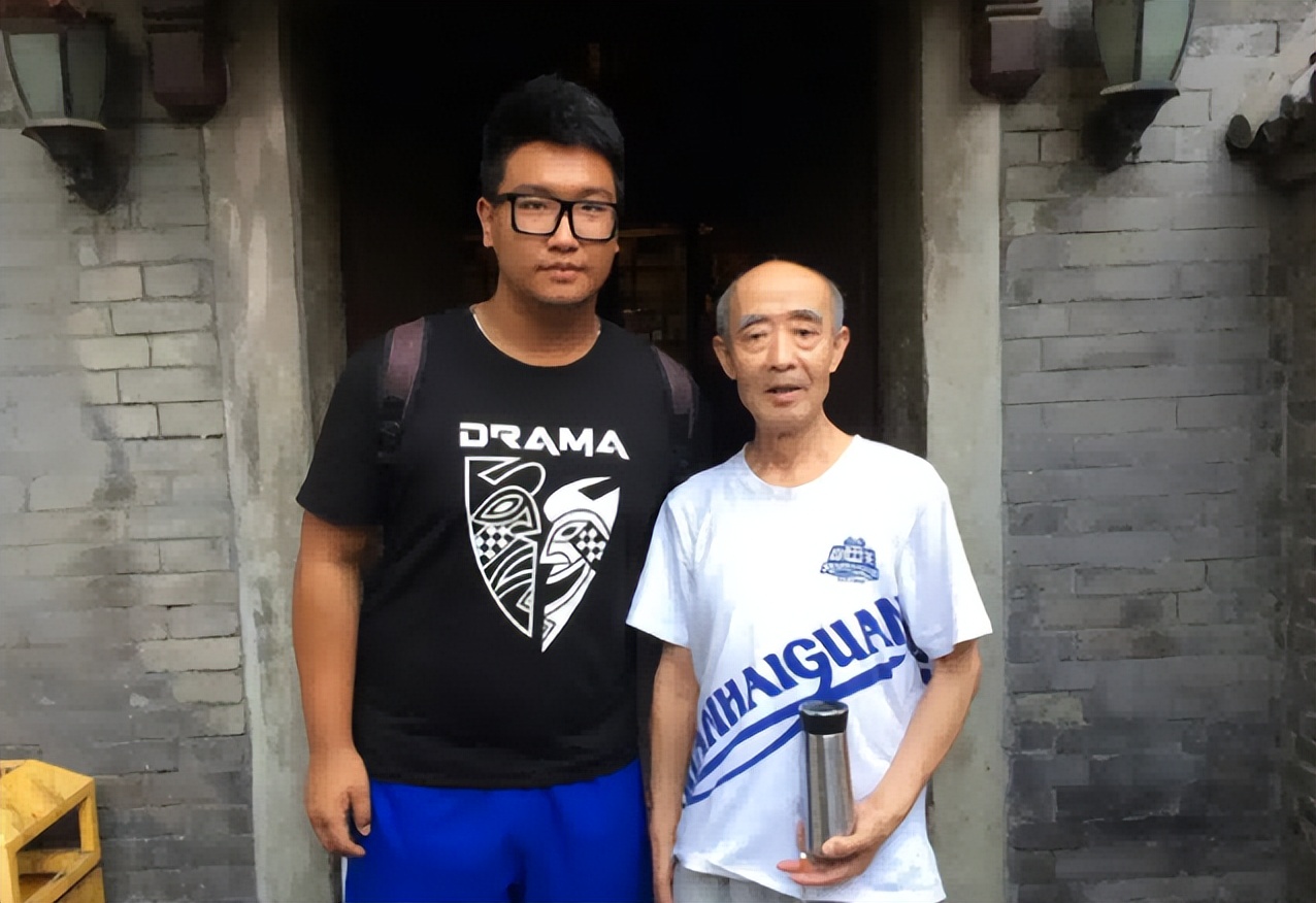 《难忘今宵》词作家乔羽去世，6月没结束，已有19位老艺术家离世