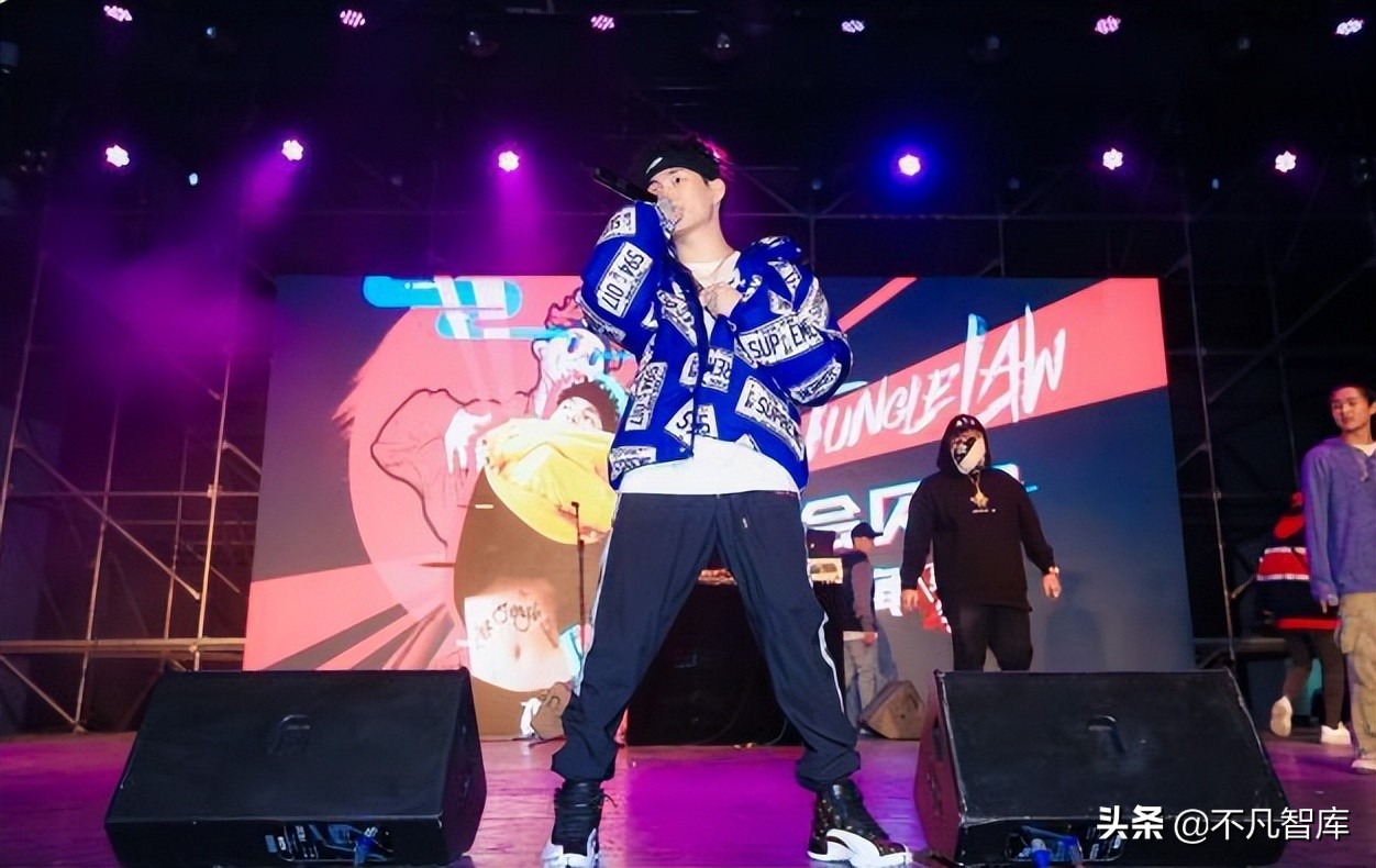 美国最富黑人：从欠债3.5亿到身价430亿，还曾在南京上过小学