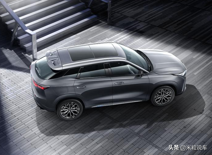 终究，长安还是选择站到了特斯拉的对立面