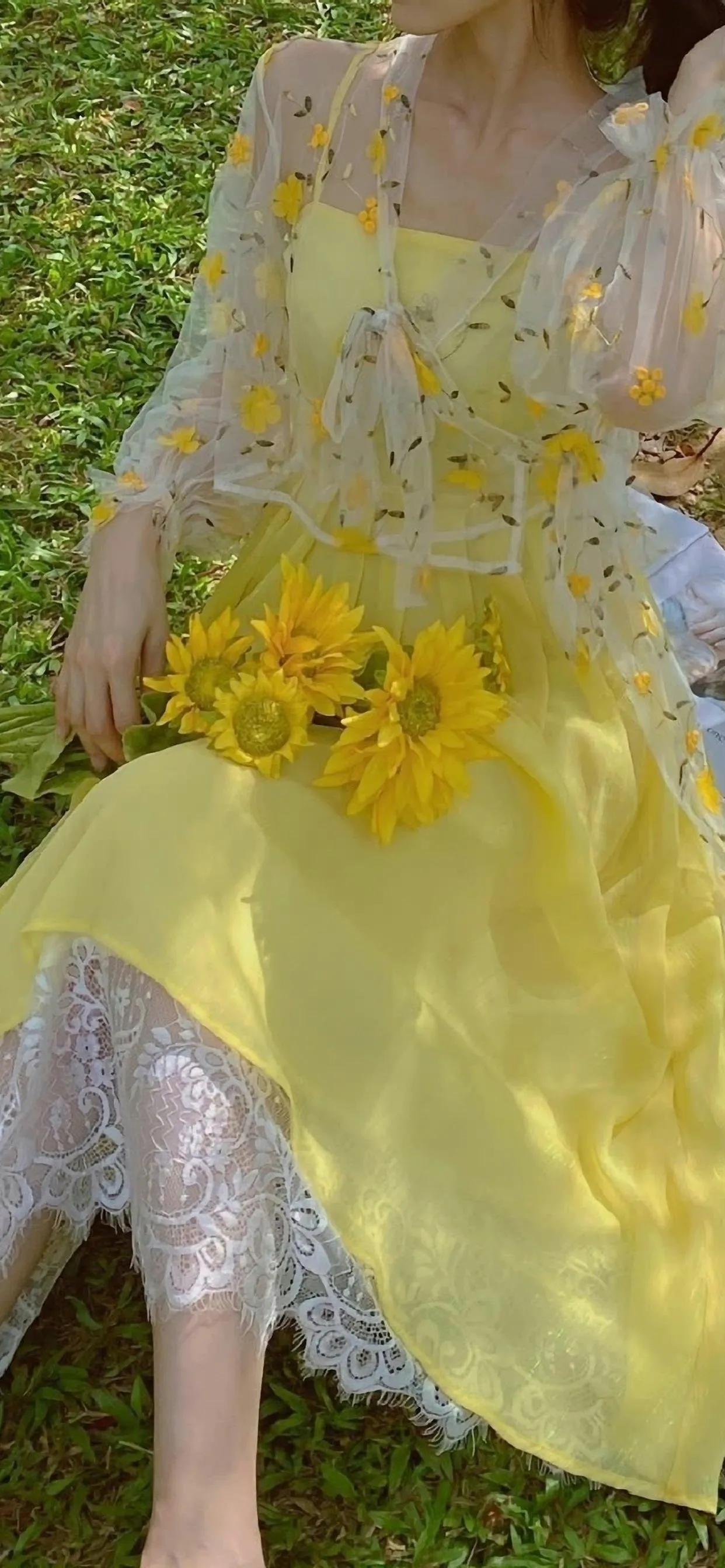 手机壁纸｜街拍写真｜气质美女｜温柔黄裙